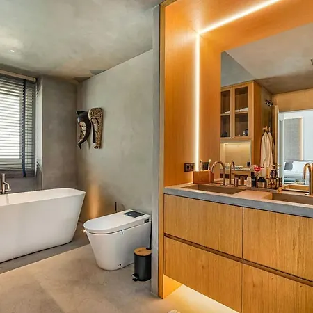 Excellente Atico With Private Pool Apartment